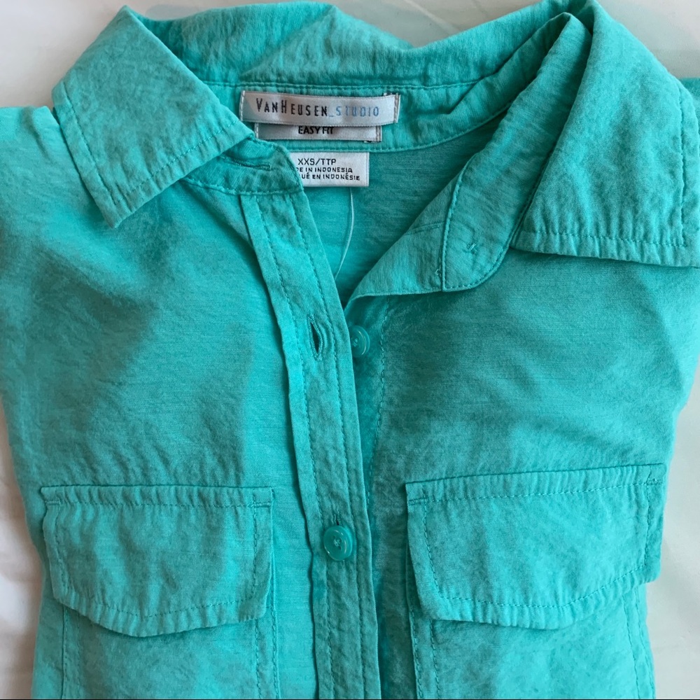 Van Heusen button down